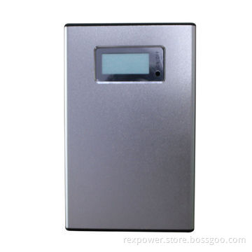 Capacity/8,800mAh (18650x4)/Input 5.0-5.5V DC 1A/Output/4.7-5.5V DC 2.1A Max./Case Material Aluminum